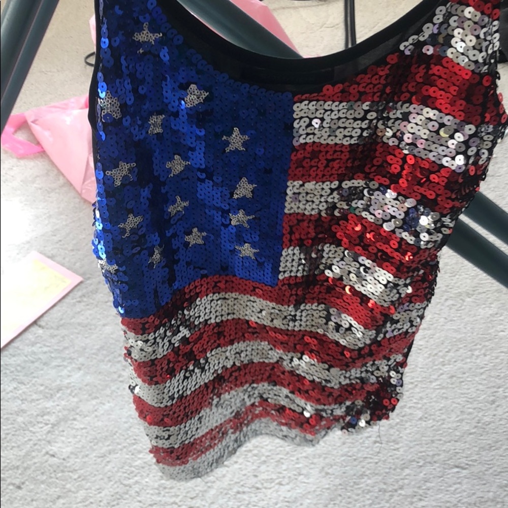 American flag shirt.